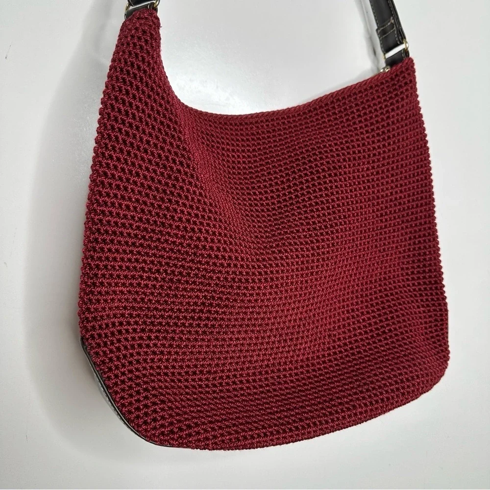 The Sak Elliott Lucca Hobo Bag Handbag Purse in Burgundy